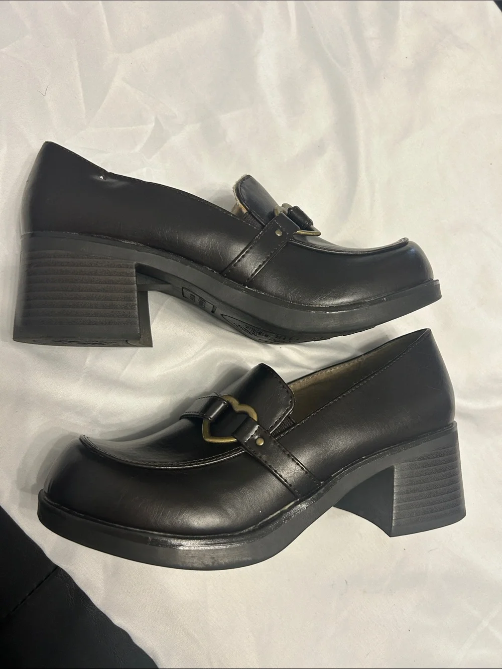Sonoma Dark Brown girls Slip-On Loafers with Gold-Tone Accent